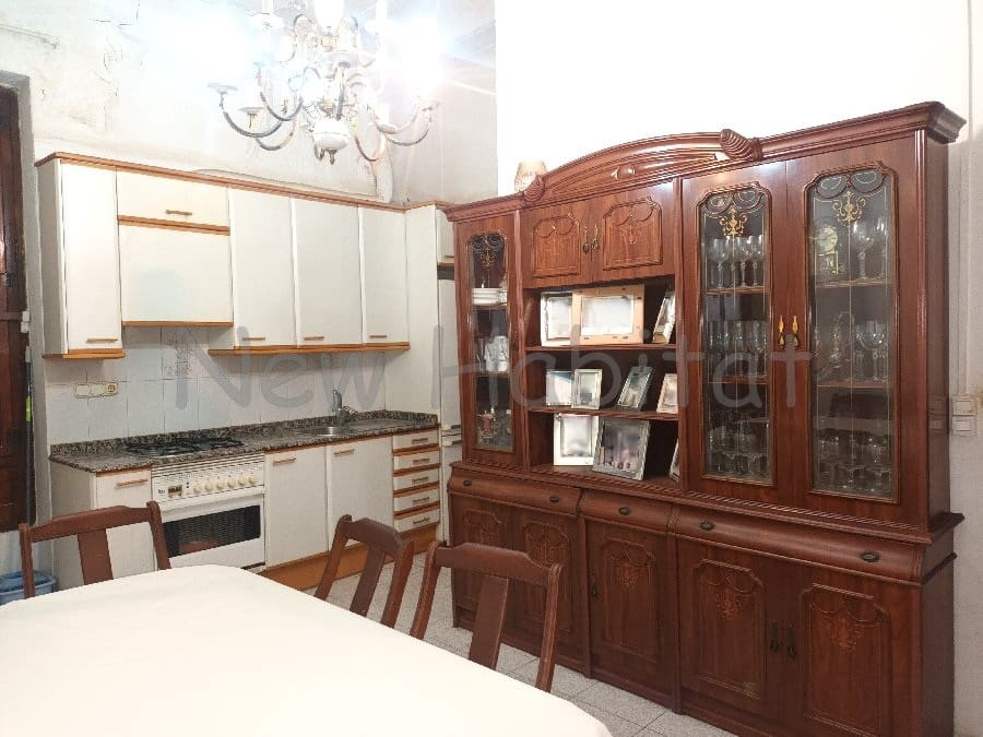4 quarto Casa em Banda para venda em Castello de la Plana - 290 000 € (Ref: 9958700)