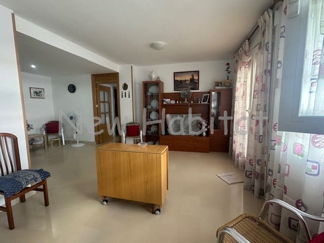 3 bedroom Flat for sale in Castello de la Plana with garage - € 230,000 (Ref: 9958701)
