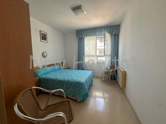 3 bedroom Flat for sale in Castello de la Plana with garage - € 230,000 (Ref: 9958701)