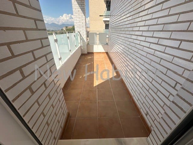 3 bedroom Flat for sale in Castello de la Plana with garage - € 230,000 (Ref: 9958701)