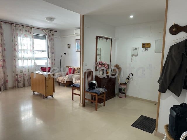 3 bedroom Flat for sale in Castello de la Plana with garage - € 230,000 (Ref: 9958701)
