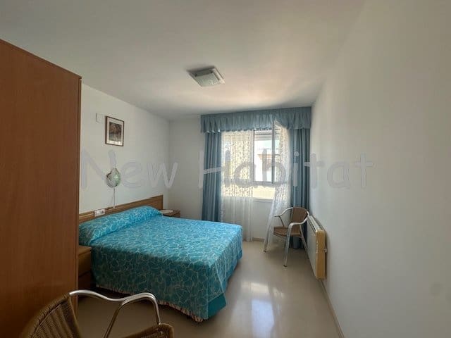 3 bedroom Flat for sale in Castello de la Plana with garage - € 230,000 (Ref: 9958701)