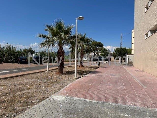 3 bedroom Flat for sale in Castello de la Plana with garage - € 230,000 (Ref: 9958701)