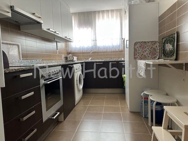 3 makuuhuone Asunto myytävänä paikassa El Grau de Castelló, Castelló de la Plana mukana 
autotalli - 230 000 € (Ref: 9958701)