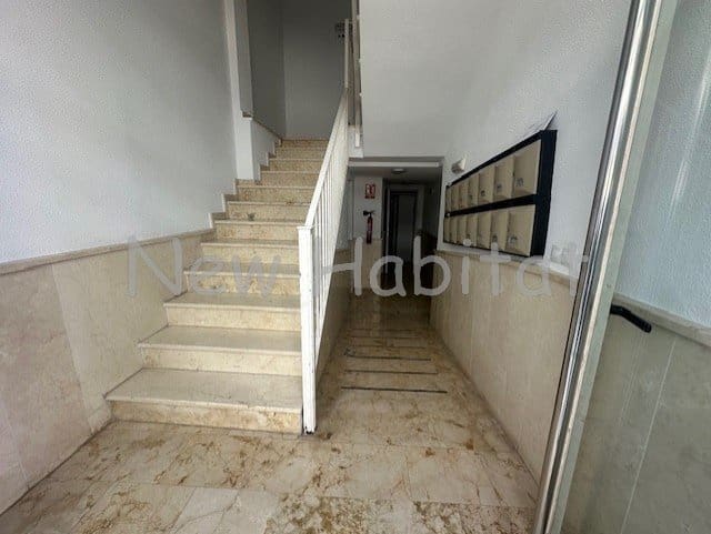 3 bedroom Flat for sale in Castello de la Plana with garage - € 230,000 (Ref: 9958701)