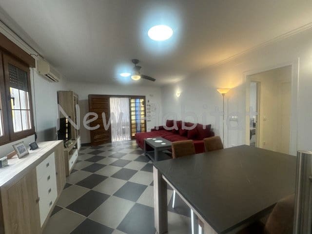 4 soverom Kjedet enebolig til salgs i Oropesa  - € 239 000 (Ref: 9958728)