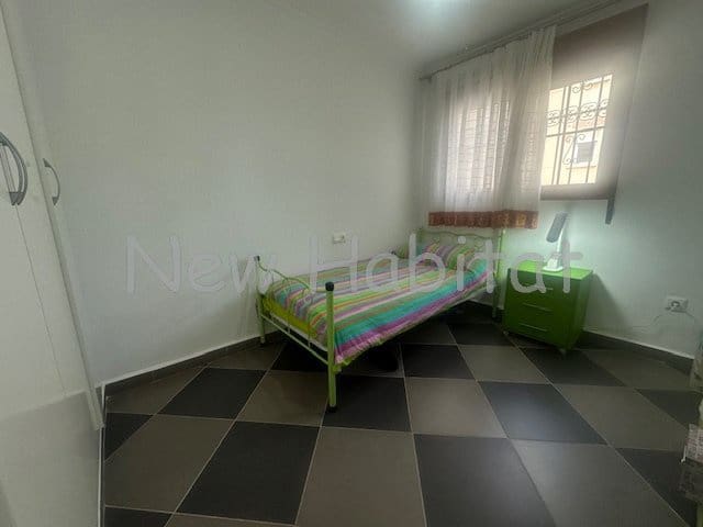 4 soverom Kjedet enebolig til salgs i Oropesa  - € 239 000 (Ref: 9958728)
