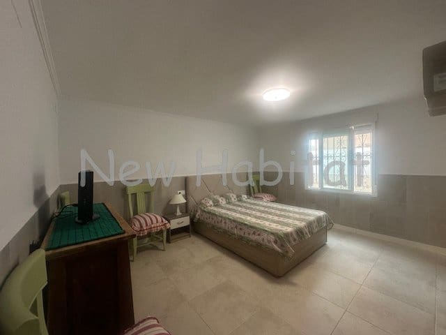 4 soverom Kjedet enebolig til salgs i Oropesa  - € 239 000 (Ref: 9958728)