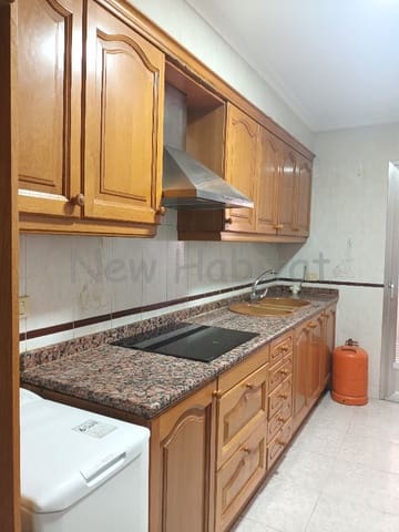 4 sypialnia Mieszkanie na sprzedaż w Sur, Castelló de la Plana z garażem - 180 000 € (Ref: 9958778)