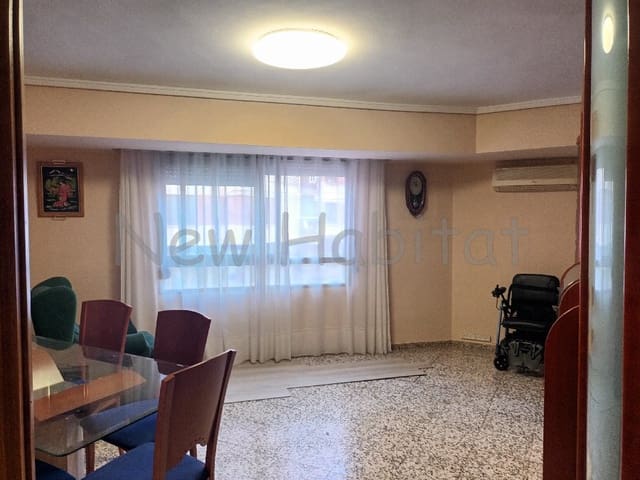 4 sypialnia Mieszkanie na sprzedaż w Sur, Castelló de la Plana z garażem - 180 000 € (Ref: 9958778)
