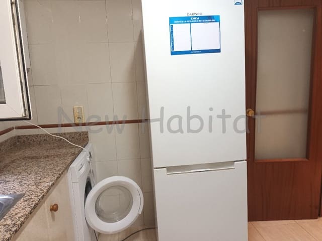4 soveværelse Lejlighed til salg i Sur, Castelló de la Plana med garage - € 169.000 (Ref: 9961082)