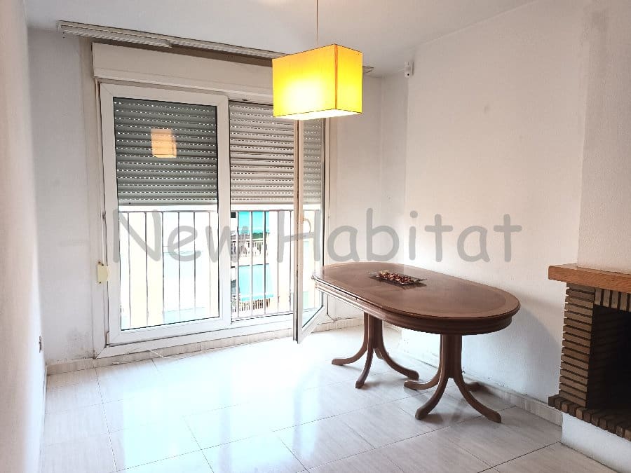 4 bedroom Flat for sale in Castello de la Plana with garage - € 169,000 (Ref: 9961082)