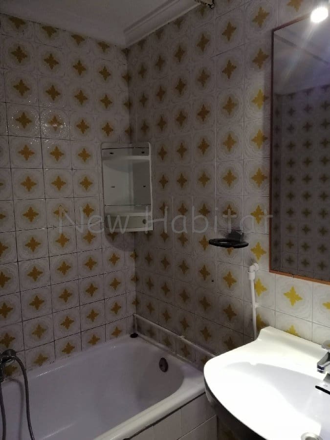 4 makuuhuone Asunto myytävänä paikassa Castello de la Plana - 169 000 € (Ref: 9961096)