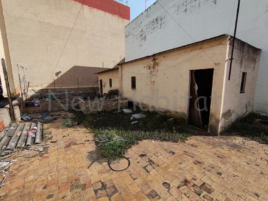 4 soverom Hus til salgs i Castello de la Plana - € 160 000 (Ref: 9961103)