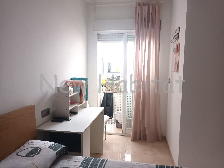 2 bedroom Flat for sale in Castello de la Plana with garage - € 130,000 (Ref: 9961197)