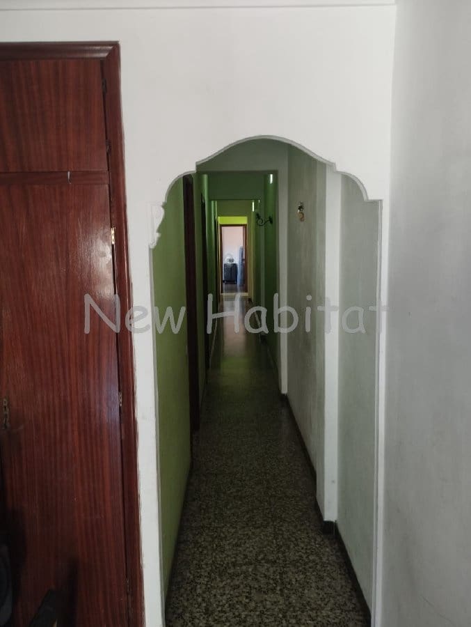 4 bedroom Flat for sale in Almassora / Almazora - € 109,000 (Ref: 9961693)