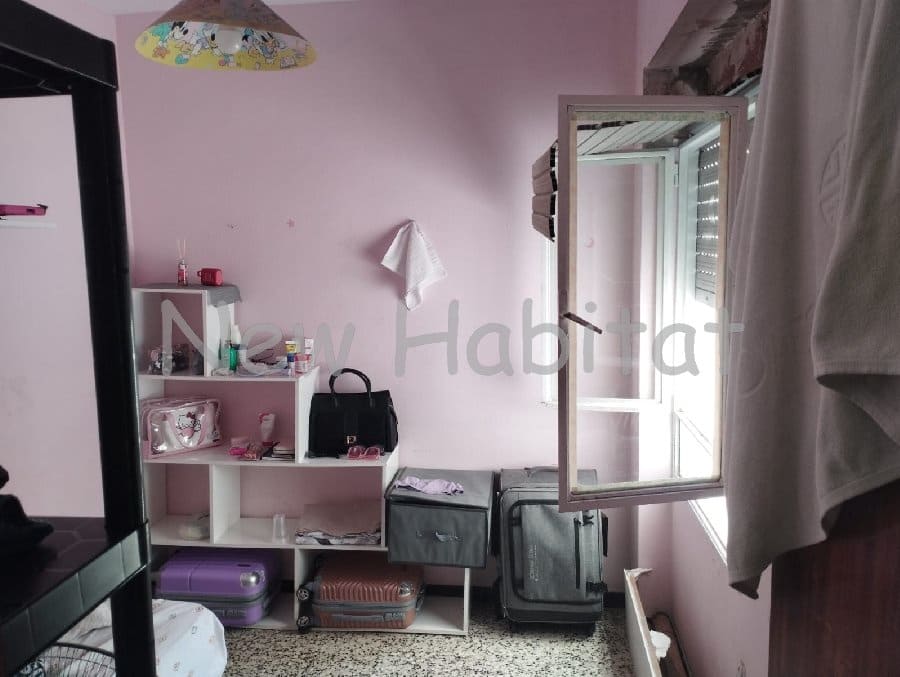 4 bedroom Flat for sale in Almassora / Almazora - € 109,000 (Ref: 9961693)