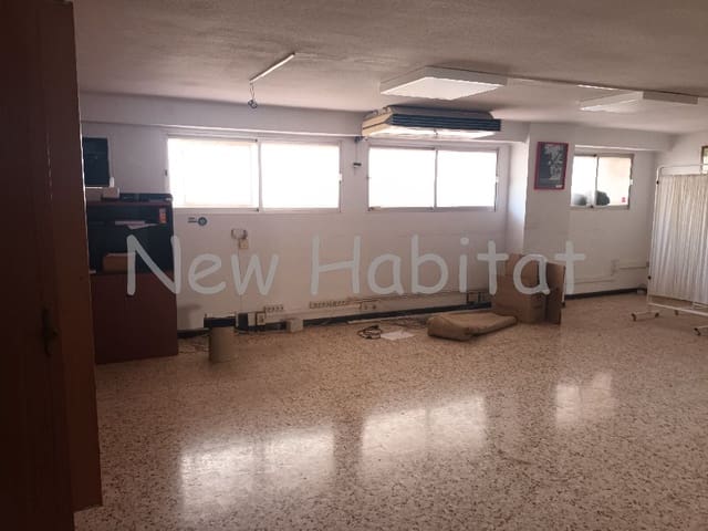 Office for sale in Sur, Castelló de la Plana - € 60,000 (Ref: 9961694)
