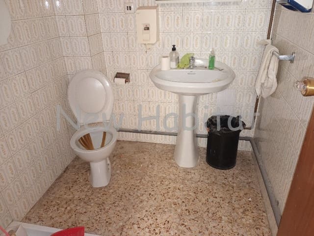 Office for sale in Sur, Castelló de la Plana - € 60,000 (Ref: 9961694)