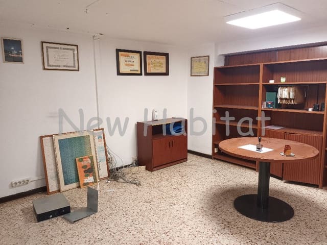 Office for sale in Sur, Castelló de la Plana - € 60,000 (Ref: 9961694)