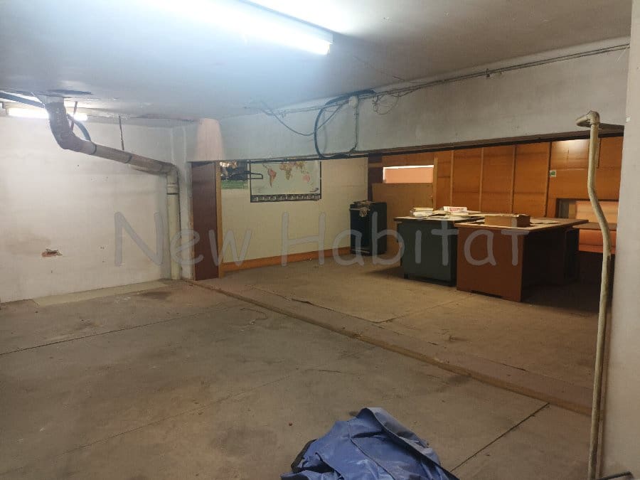 Sklep na sprzedaż w Castello de la Plana - 55 000 € (Ref: 9961696)