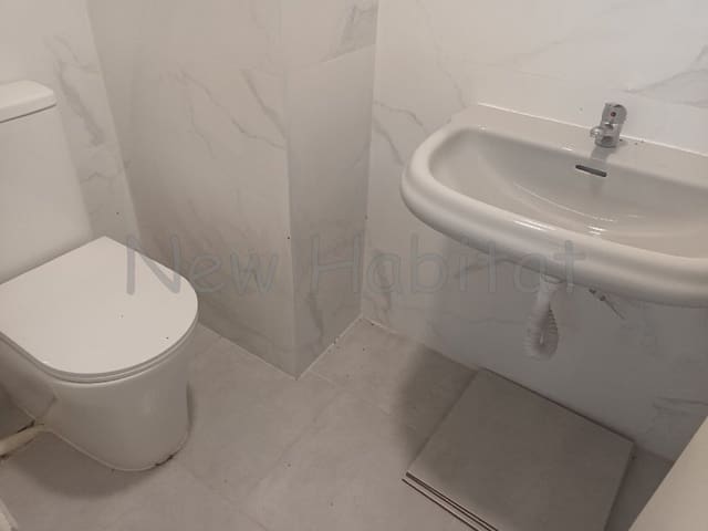 Butik til salg i Sur, Castelló de la Plana - € 55.000 (Ref: 9961696)