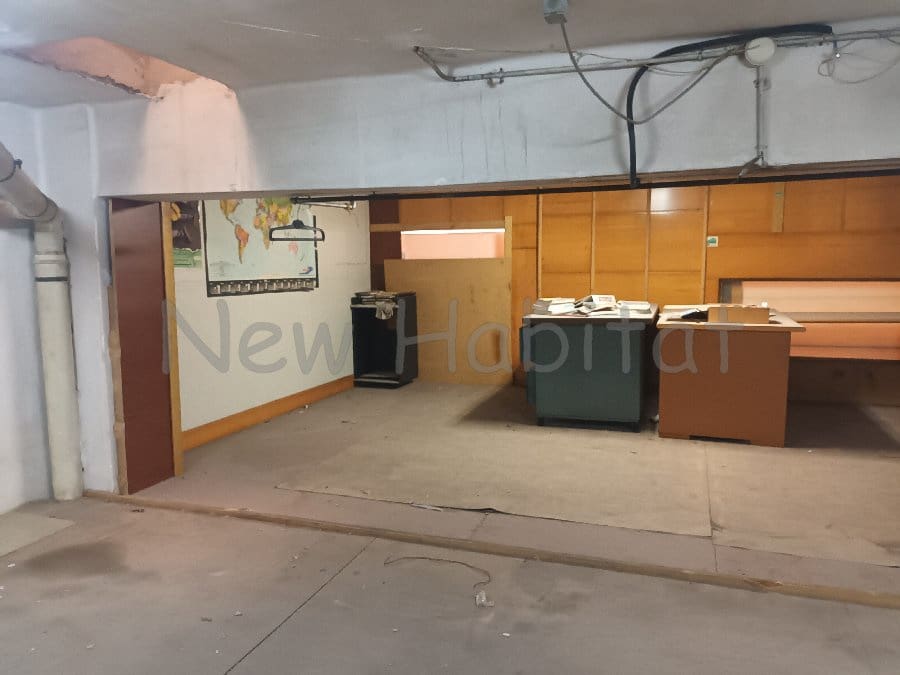 Sklep na sprzedaż w Castello de la Plana - 55 000 € (Ref: 9961696)