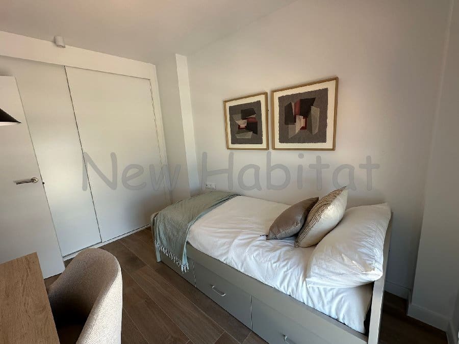 4 soverom Kjedet enebolig til salgs i Castello de la Plana med garasje - € 570 000 (Ref: 9965596)