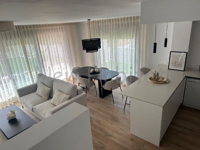 4 soverom Kjedet enebolig til salgs i El Grau de Castelló, Castelló de la Plana med garasje - € 570 000 (Ref: 9965596)