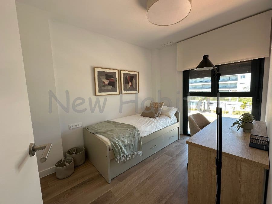 4 soverom Kjedet enebolig til salgs i Castello de la Plana med garasje - € 570 000 (Ref: 9965596)