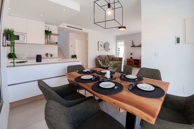 3 Zimmer Villa zu verkaufen in Los Alcázares mit Pool - 544.841 € (Ref: 9324537)