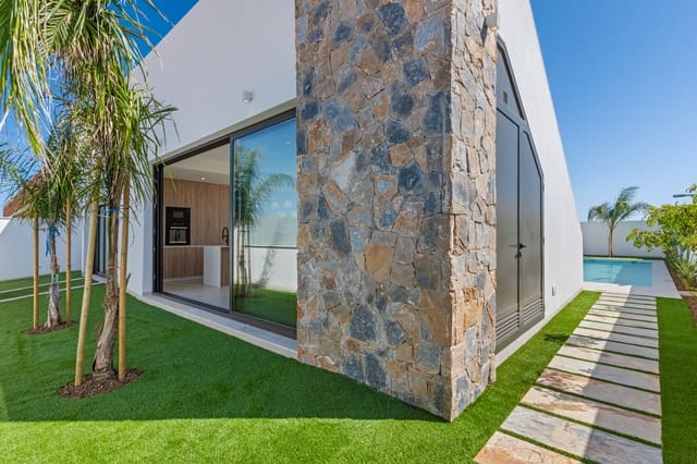 3 slaapkamer Villa te koop in Los Alcázares met zwembad garage - € 489.900 (Ref: 9324547)