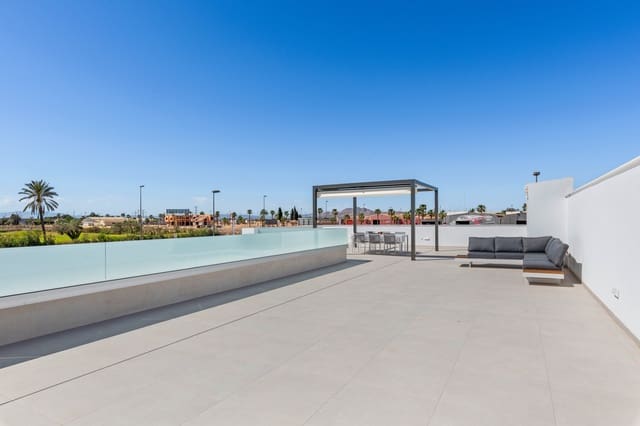 3 slaapkamer Villa te koop in Los Alcázares met zwembad garage - € 489.900 (Ref: 9324547)