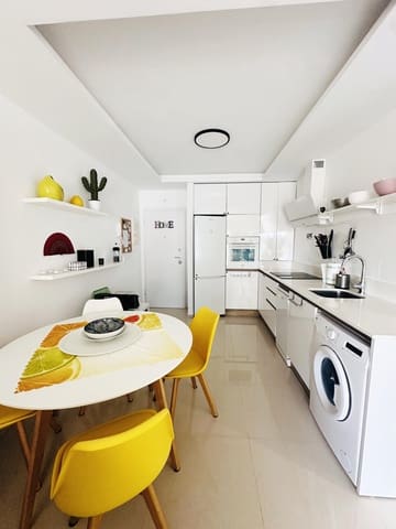 2 soverom Leilighet til salgs i Los Alcázares med svømmebasseng garasje - € 229 000 (Ref: 9324563)