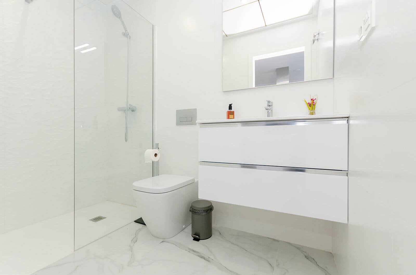 3 bedroom Villa for sale in Torrevieja with pool - € 385,000 (Ref: 9324581)