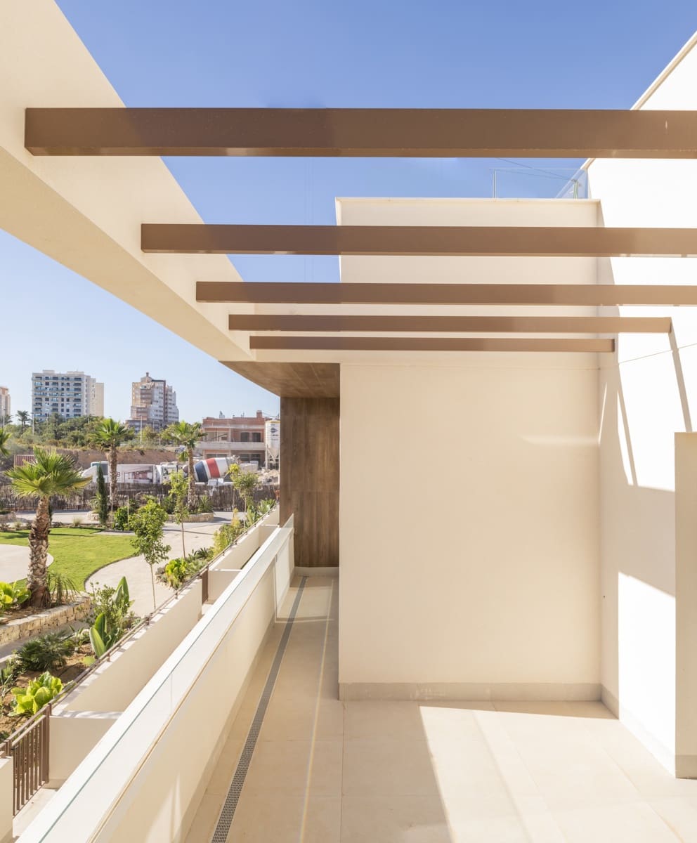 2 bedroom Apartment for sale in Torrevieja with pool - € 380,000 (Ref: 9324606)