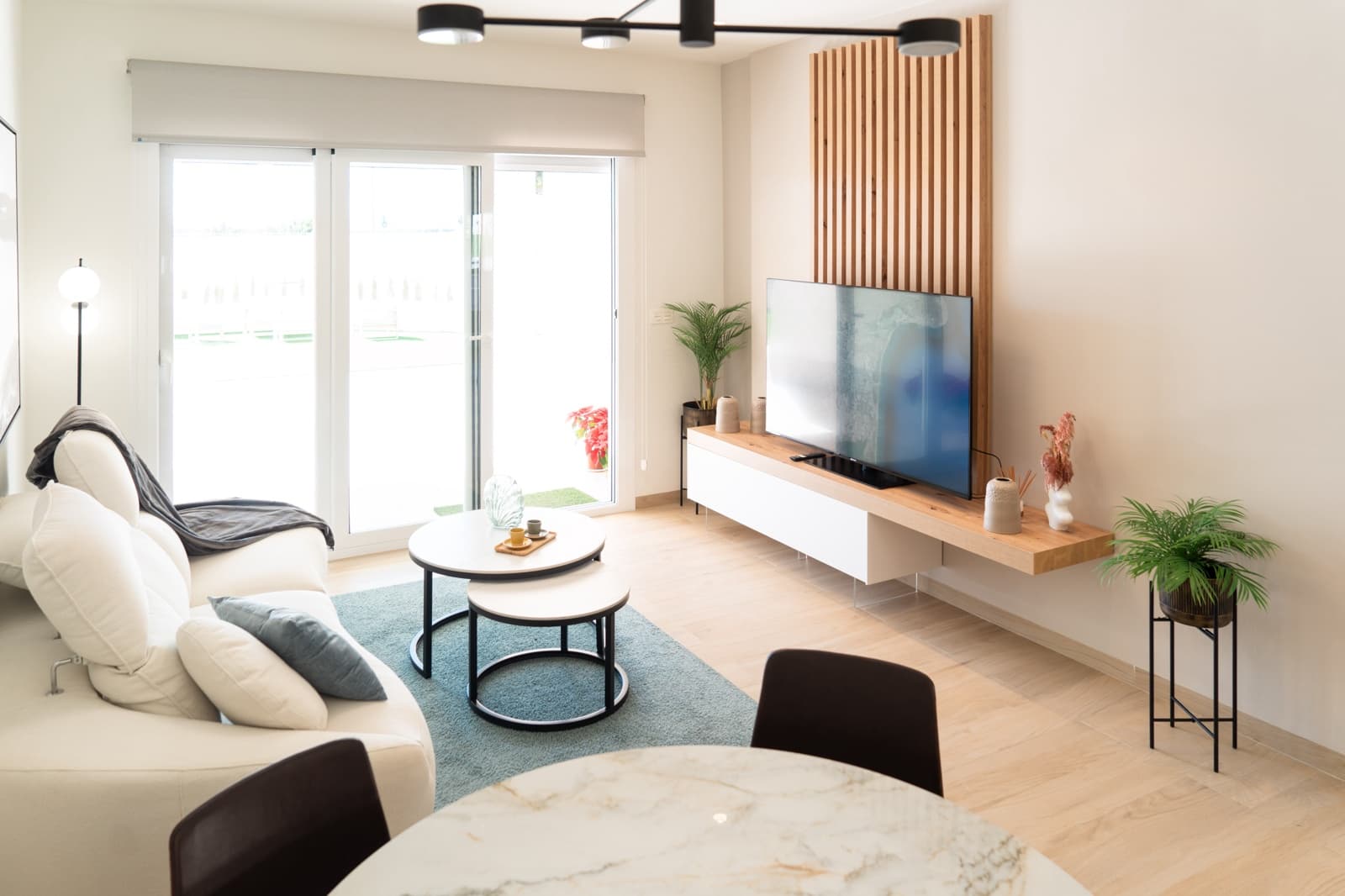 2 Zimmer Apartment zu verkaufen in El Raso mit Pool Garage - 266.000 € (Ref: 9324612)