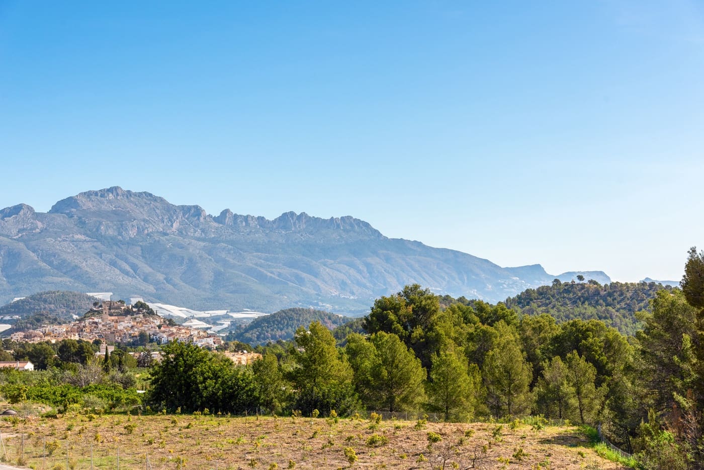 4 bedroom Villa for sale in Polop with pool garage - € 725,000 (Ref: 9324615)