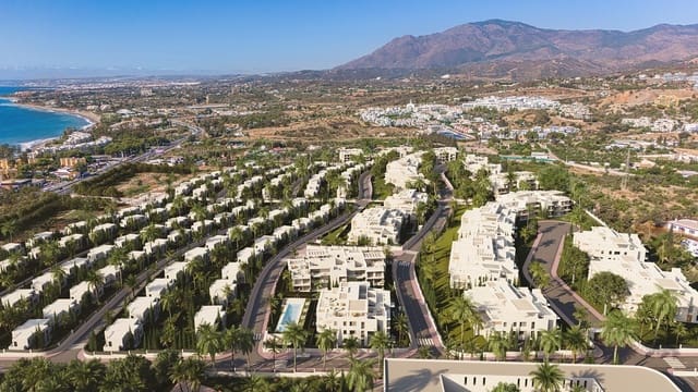 3 Zimmer Apartment zu verkaufen in Estepona mit Pool Garage - 1.430.000 € (Ref: 9324621)