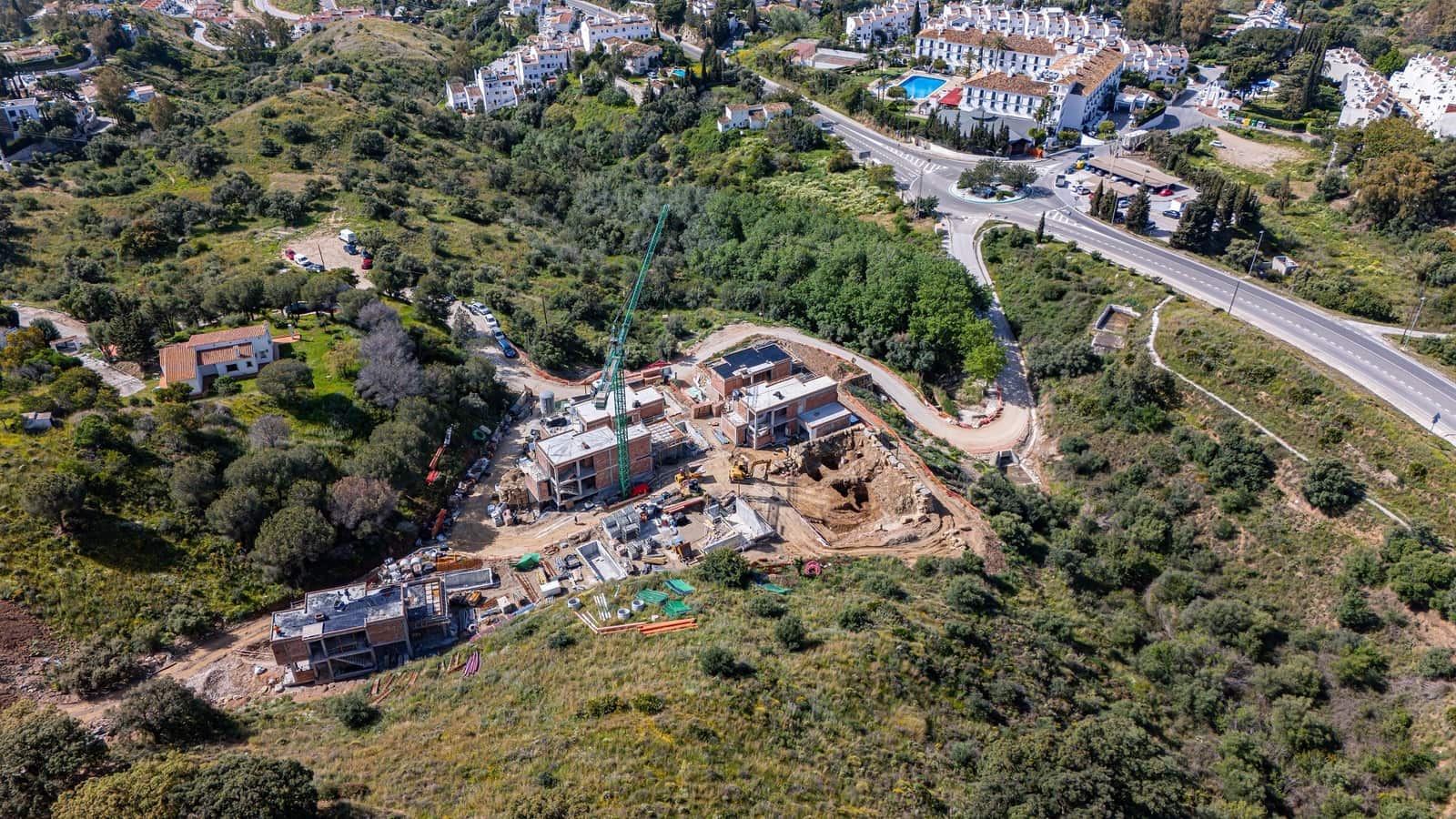 4 bedroom Villa for sale in Mijas Costa with pool garage - € 1,975,000 (Ref: 9324623)