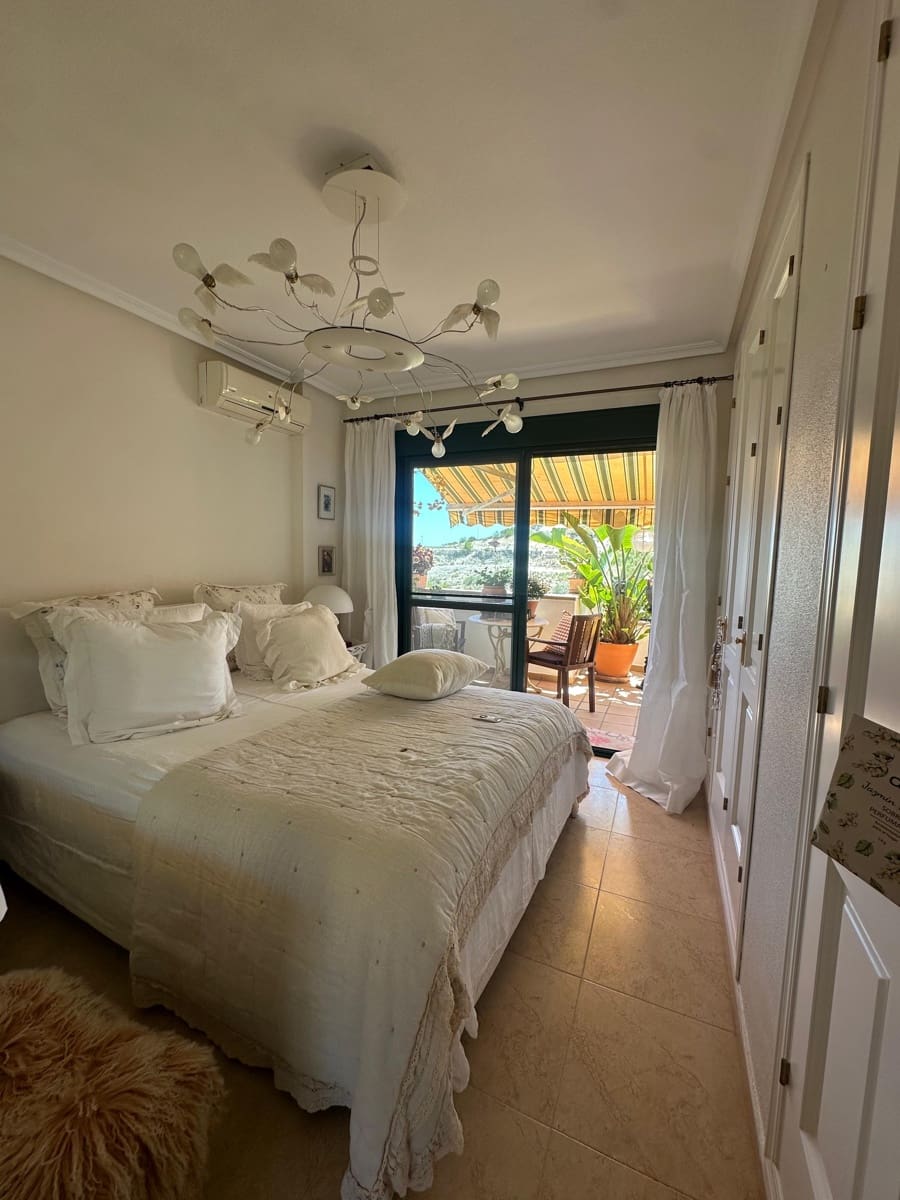 2 chambre Maison de Ville à vendre à Villamartin avec piscine garage - 269 000 € (Ref: 9324645)