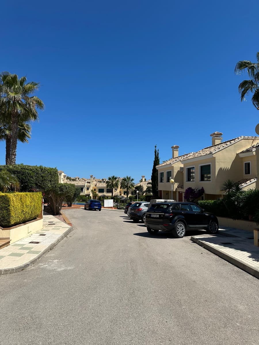 2 chambre Maison de Ville à vendre à Villamartin avec piscine garage - 269 000 € (Ref: 9324645)