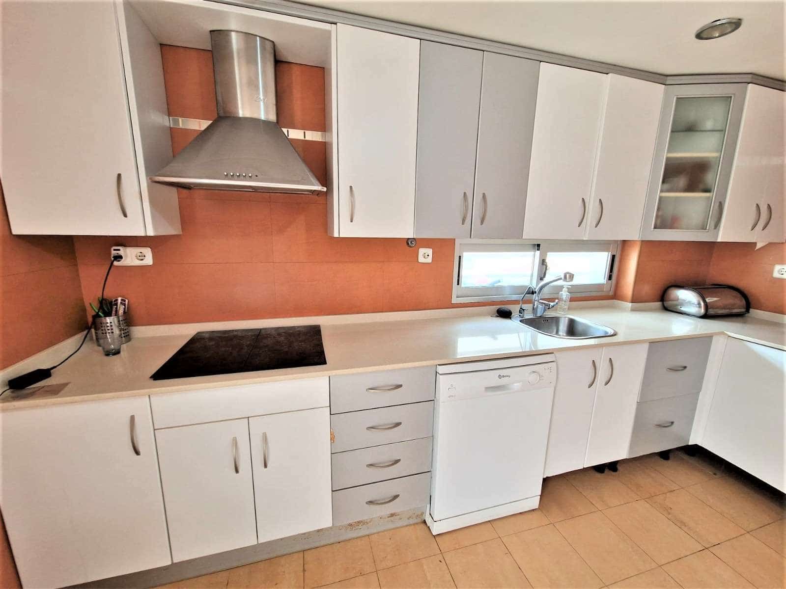 Chalet de 5 habitaciones en Santiago de la Ribera en venta con garaje - 455.000 € (Ref: 9324647)