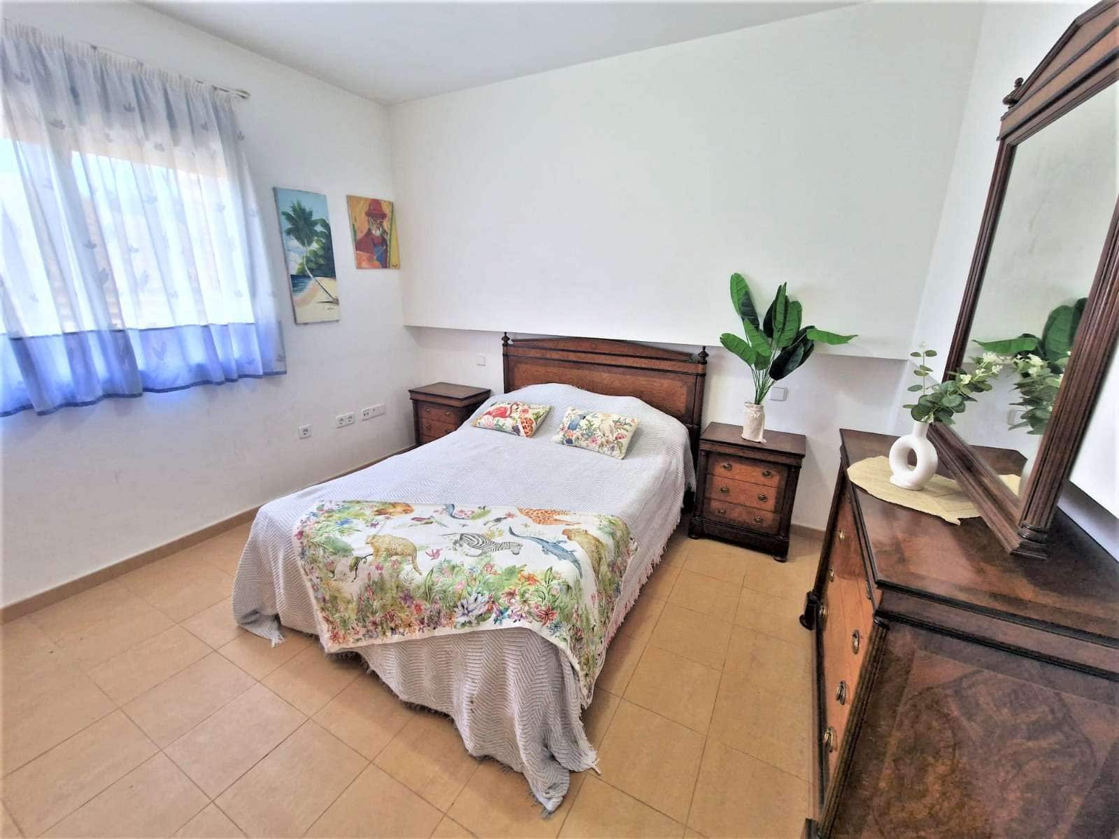 Chalet de 5 habitaciones en Santiago de la Ribera en venta con garaje - 455.000 € (Ref: 9324647)