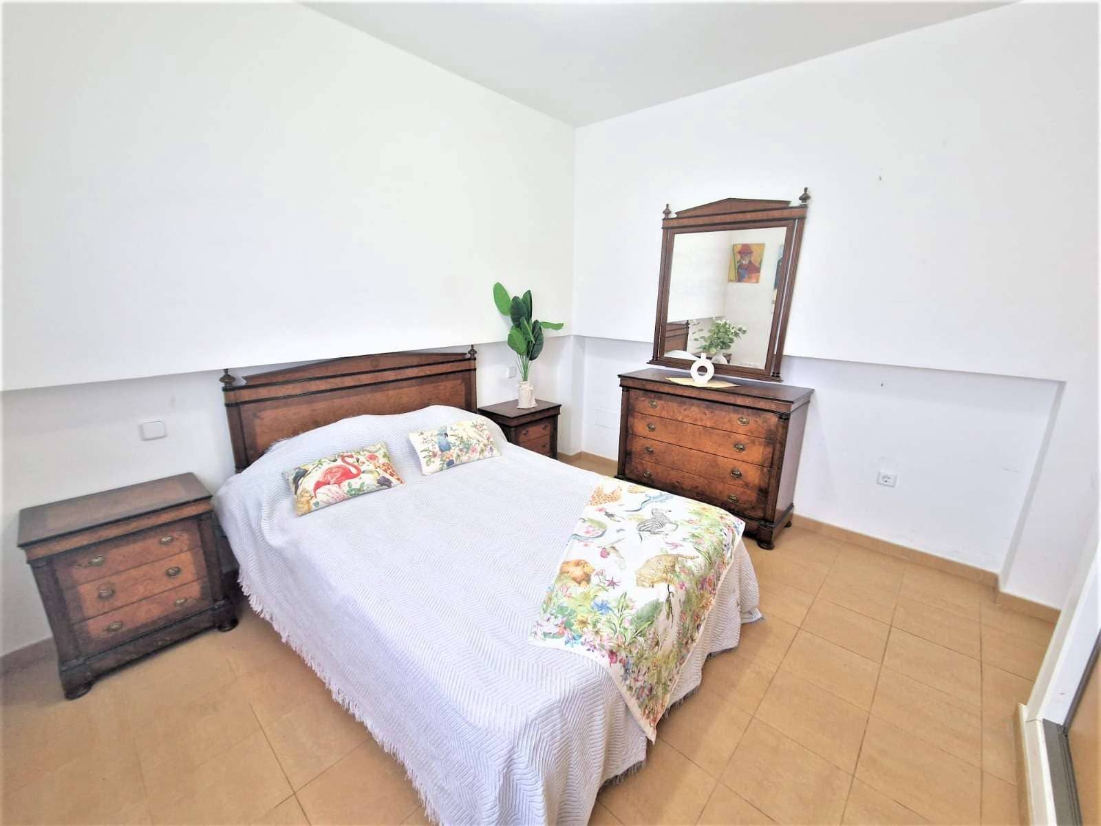 Chalet de 5 habitaciones en Santiago de la Ribera en venta con garaje - 455.000 € (Ref: 9324647)