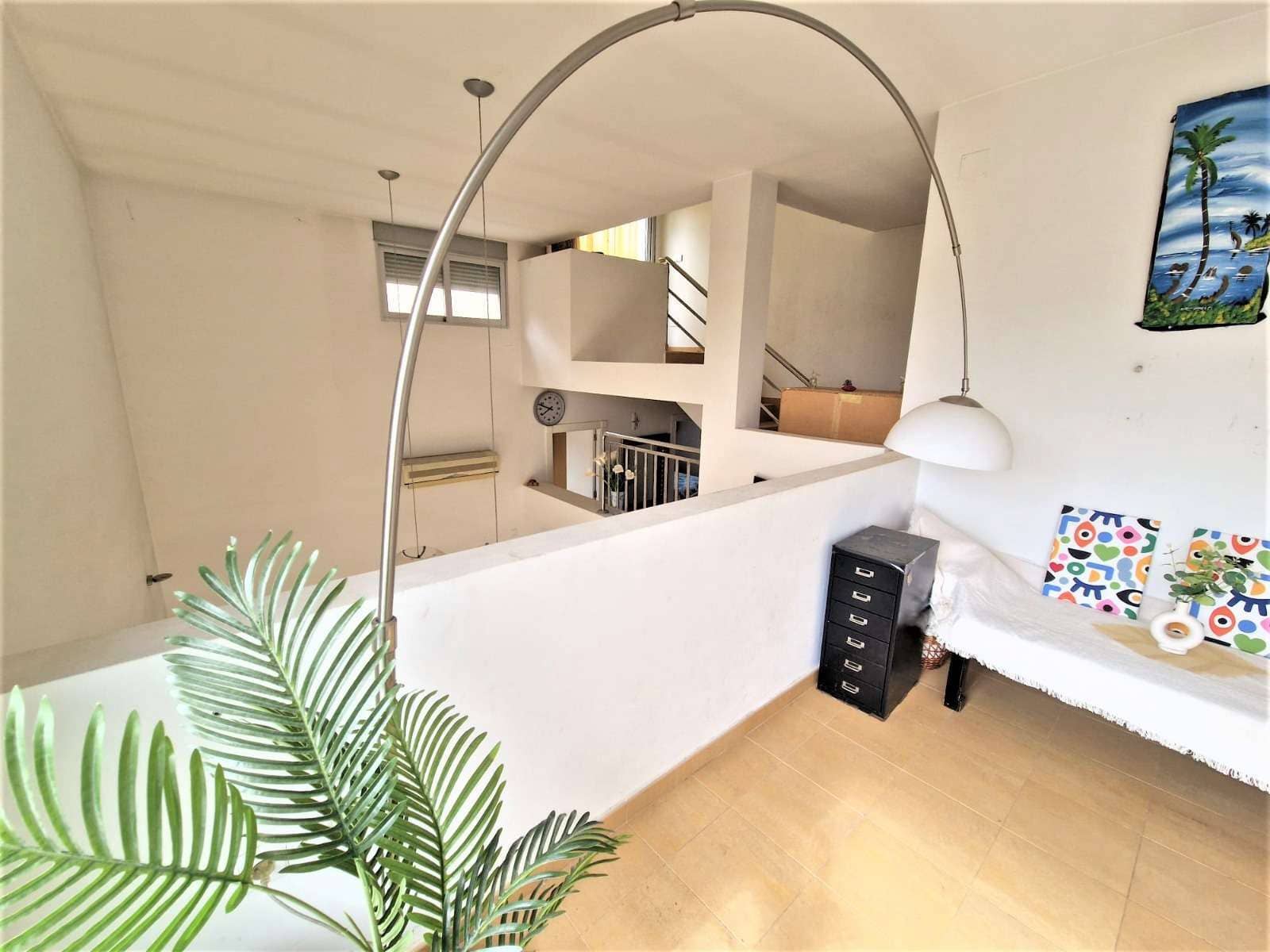 Chalet de 5 habitaciones en Santiago de la Ribera en venta con garaje - 455.000 € (Ref: 9324647)