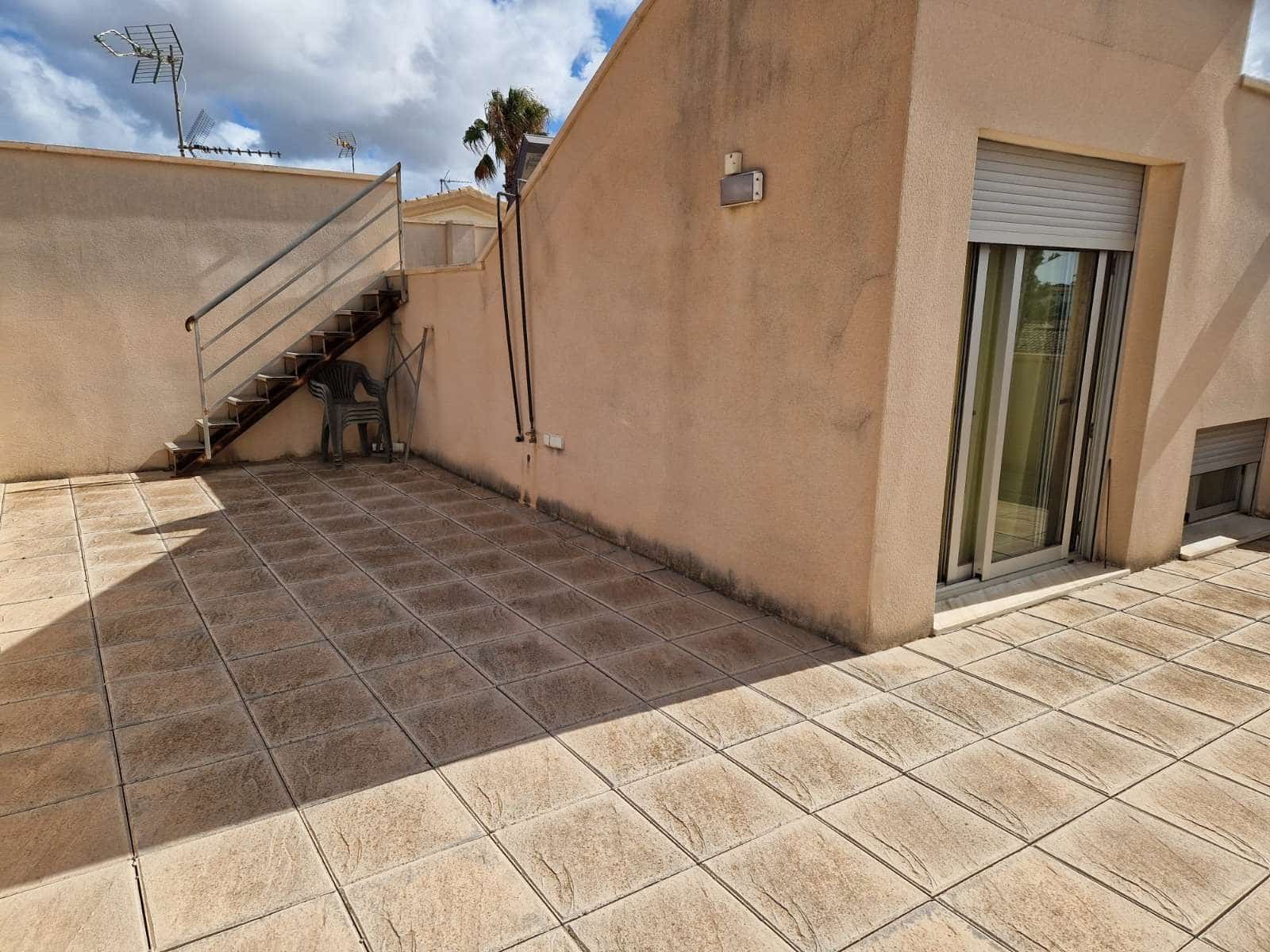 Chalet de 5 habitaciones en Santiago de la Ribera en venta con garaje - 455.000 € (Ref: 9324647)