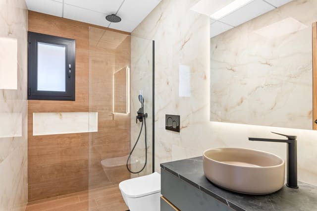 3 quarto Moradia para venda em Algorfa com piscina - 450 000 € (Ref: 9324648)