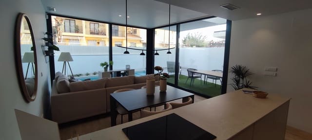 3 Zimmer Villa zu verkaufen in Torre de la Horadada, Pilar de la Horadada mit Pool - 610.000 € (Ref: 9324662)