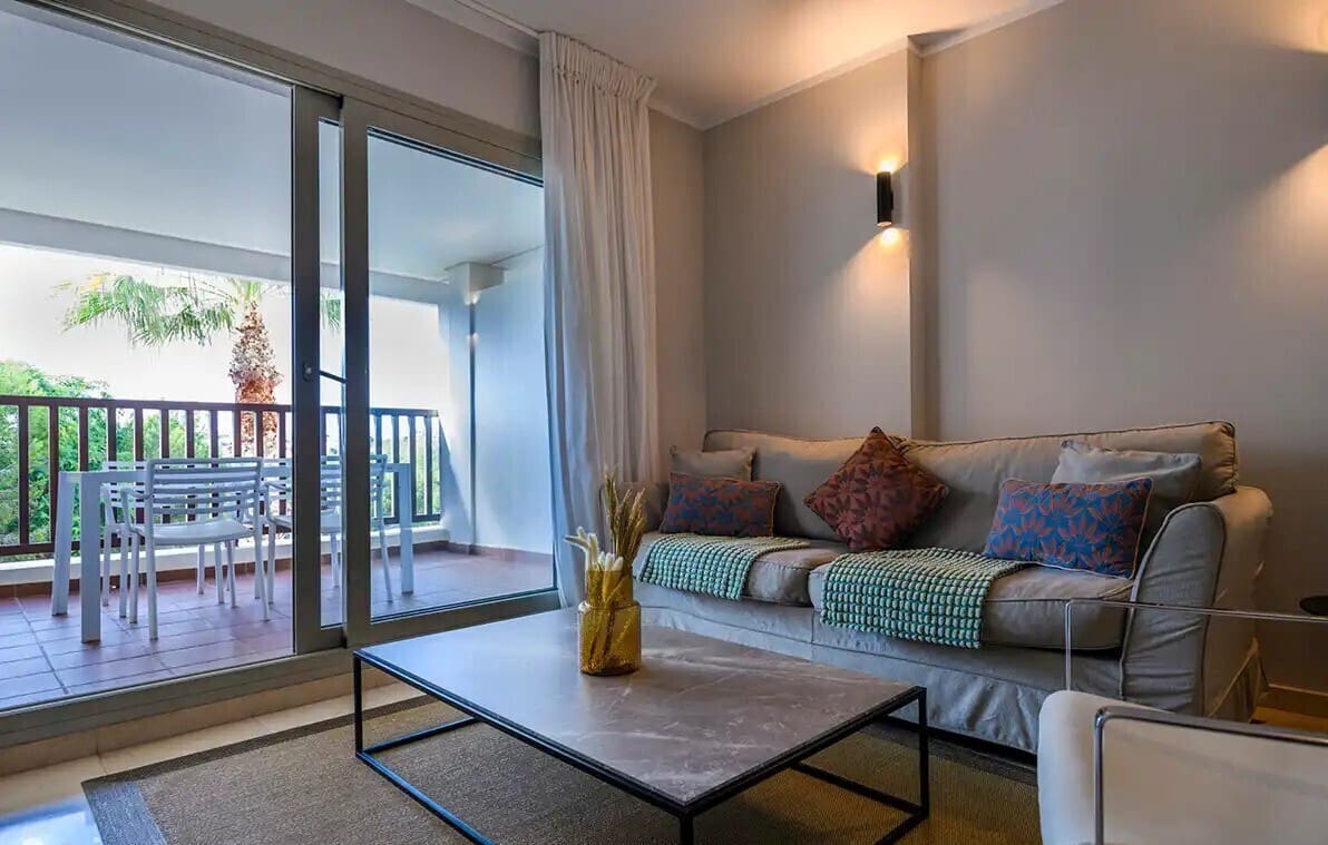 2 bedroom Apartment for sale in Dehesa de Campoamor with pool - € 225,000 (Ref: 9324687)